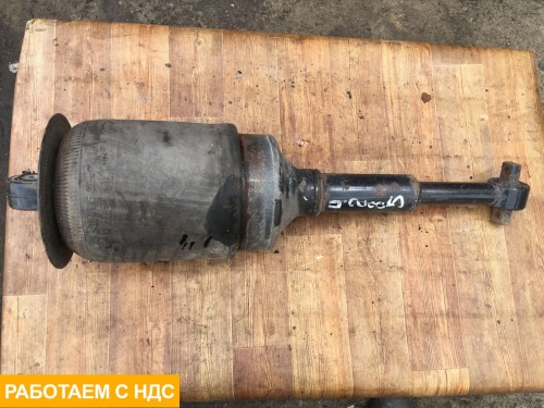 Амортизатор передний